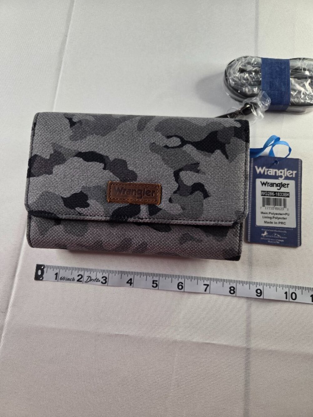 Wrangler Camo Wallet WG286 Gray Black Western Wristlet Canvas Card Holder